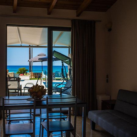Fanis Seafront Apartments Agios Gordios  Bagian luar foto
