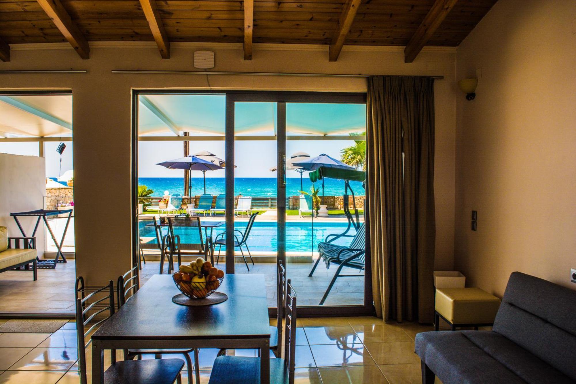 Fanis Seafront Apartments Agios Gordios  Bagian luar foto